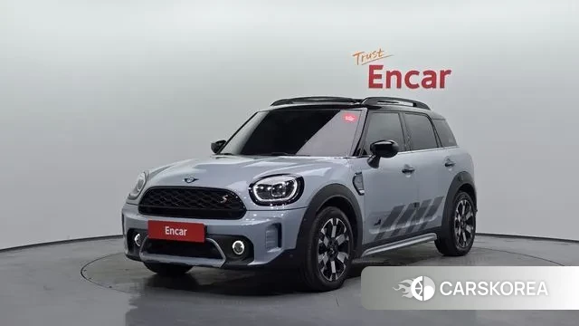 Mini Cooper S Countryman 2022 Светло-серебряный цвет из Кореи
