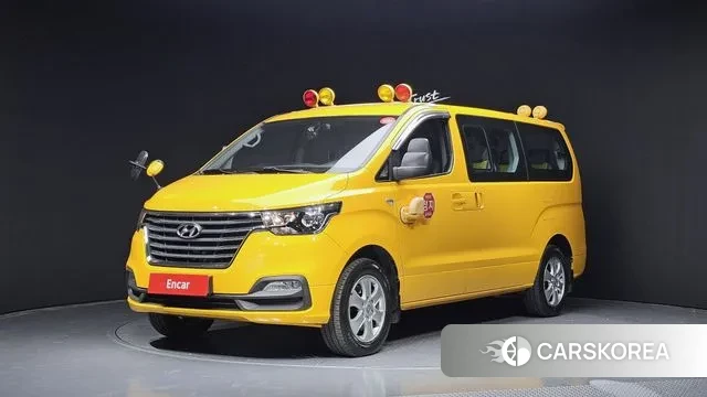 Hyundai The New Grand Starex 2019 Желтый из Кореи