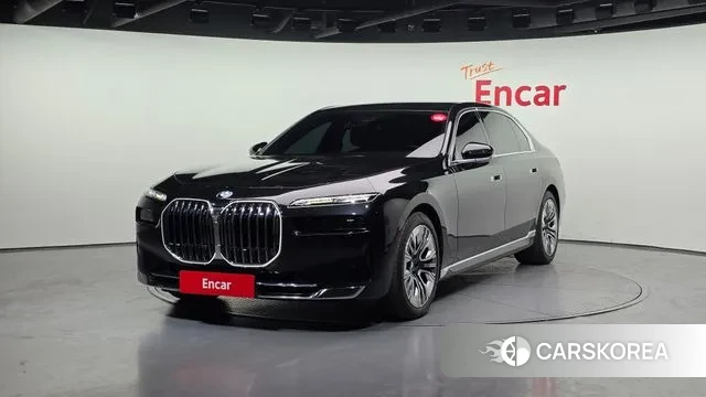 BMW 7 Series (G70) 2023 Черный из Кореи