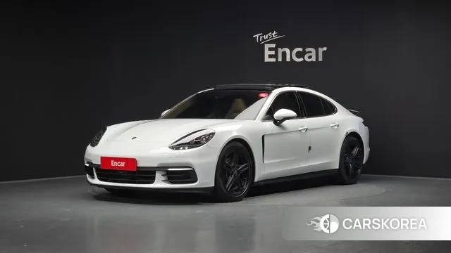 Porsche Panamera (971) 2018 Белый из Кореи