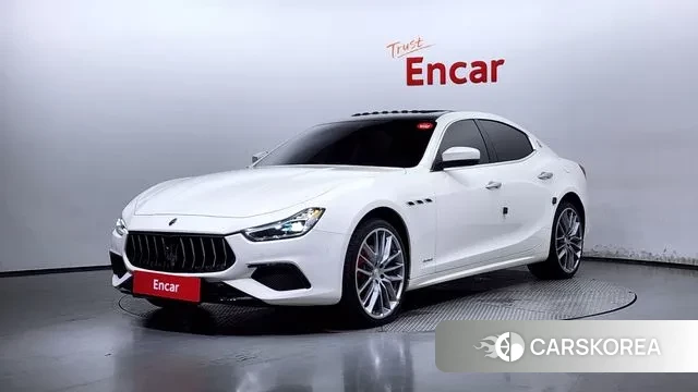 Maserati Ghibli 2020 Белый из Кореи