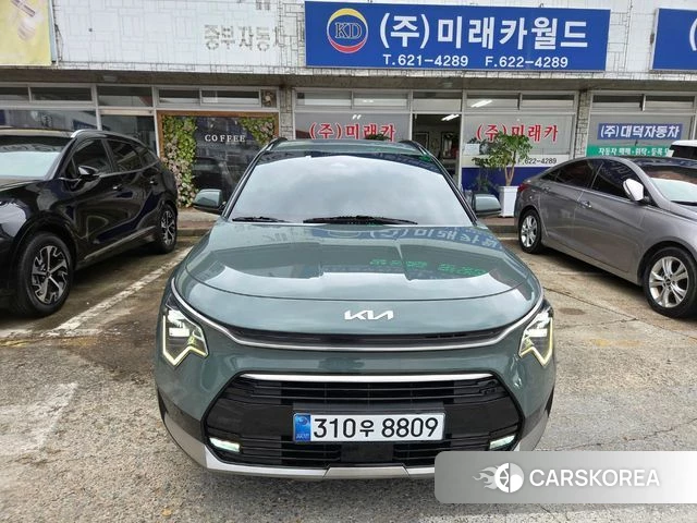 Kia Di Ol Nu Niro 2022 Светло-зеленый из Кореи