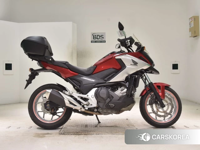 Проданный Honda NC750X DCT 2017 из Японии, фото 2