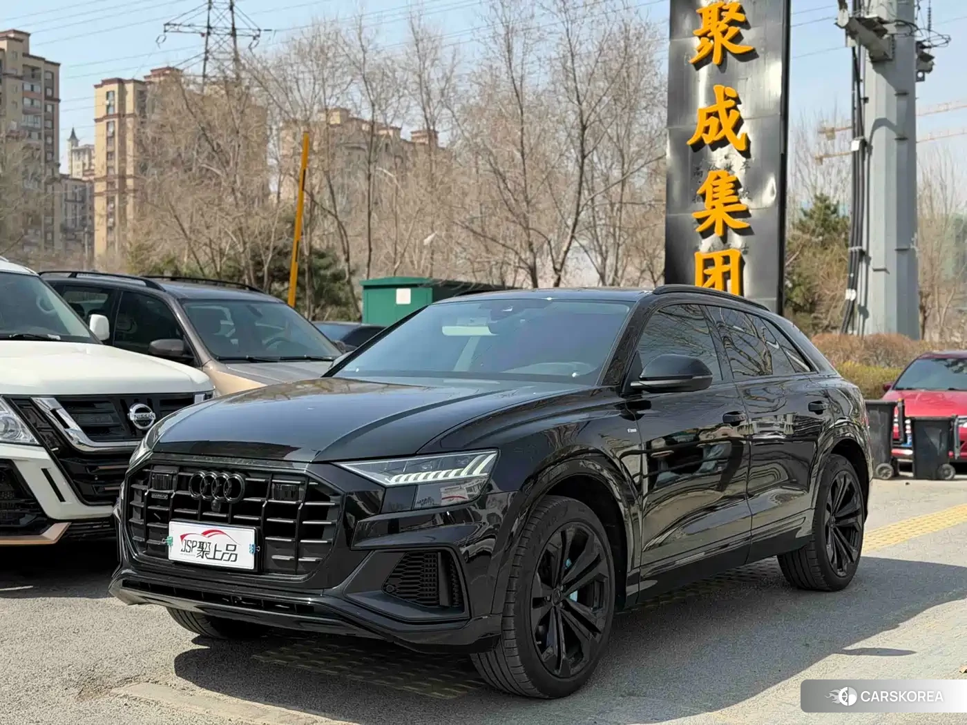 Audi Q8 2019 Черный из Китая