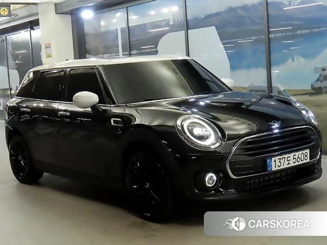 Mini Cooper Clubman 2022 Черный из Кореи