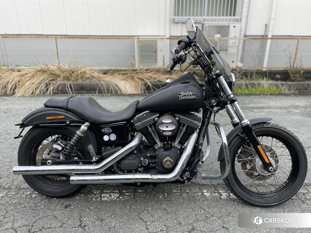 Проданный Harley-Davidson Dyna Street Bob FXDB1580 2014 из Японии