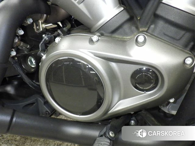 Engine photo