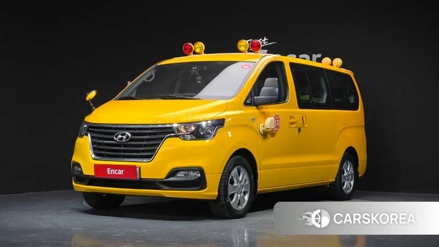 Hyundai The New Grand Starex 2019 Желтый из Кореи