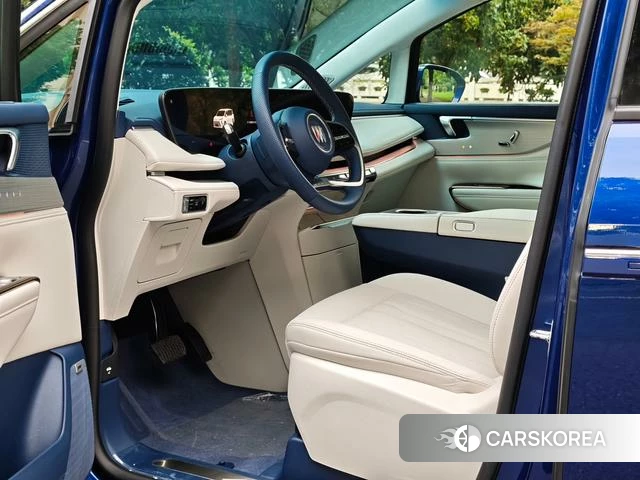 Buick GL8 PHEV 2025 Синий из Китая