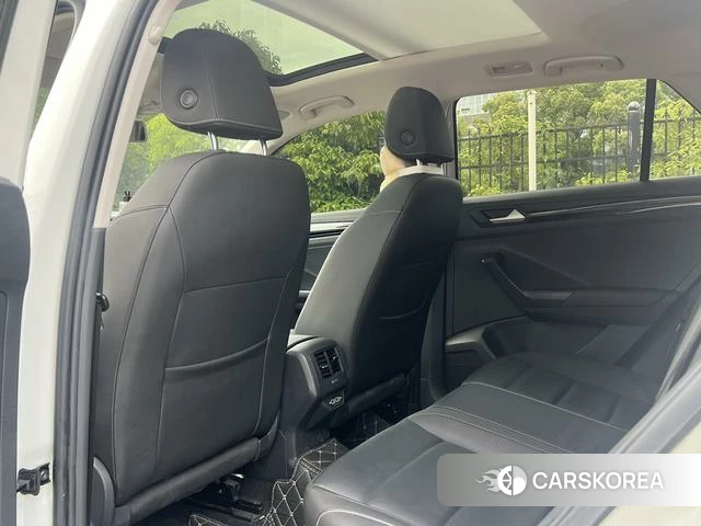 Volkswagen Exploring songs 2022 Белый из Китая
