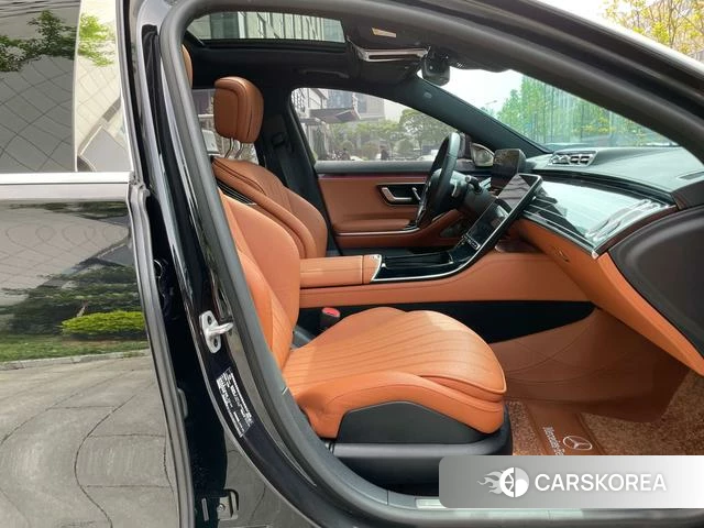 Mercedes-Benz S-class 2024 Черный из Китая