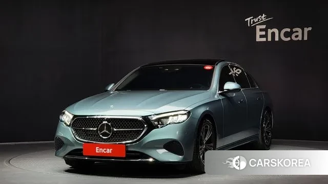 Mercedes-Benz E-Class W214 2024 Синий нефрит из Кореи