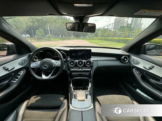 Mercedes-Benz Class C 2021 Темно-серый из Китая