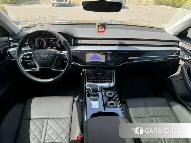 Audi A8 2022 Черный из Китая