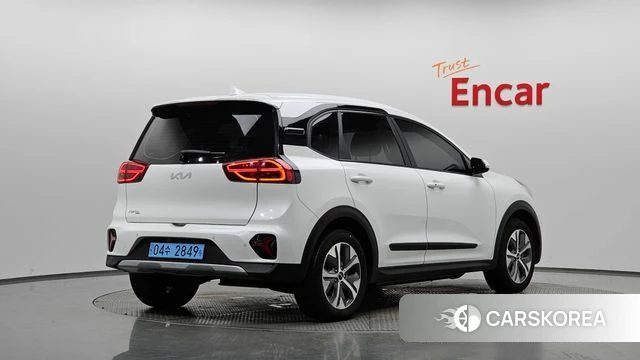Kia Niro Plus 2022 Белый из Кореи