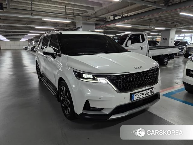 Kia Carnival 4th generation 2023 Белый из Кореи