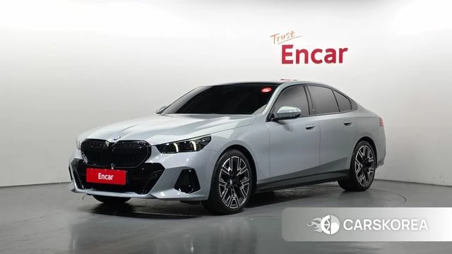 BMW 5 Series (G60) 2025 Серый из Кореи