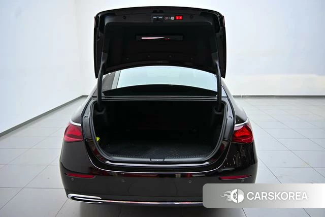 Mercedes-Benz E-class 2024 Черный из Китая