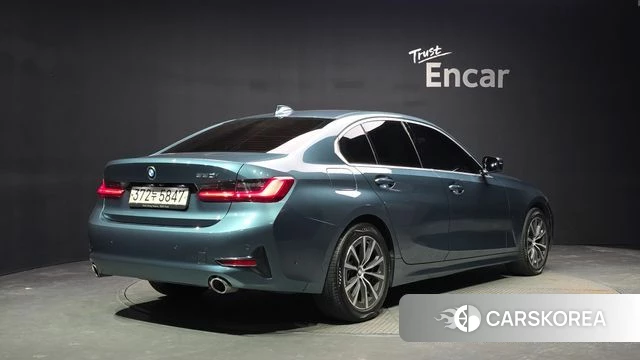 BMW 3 Series (G20) 2021 Небесно-голубой из Кореи