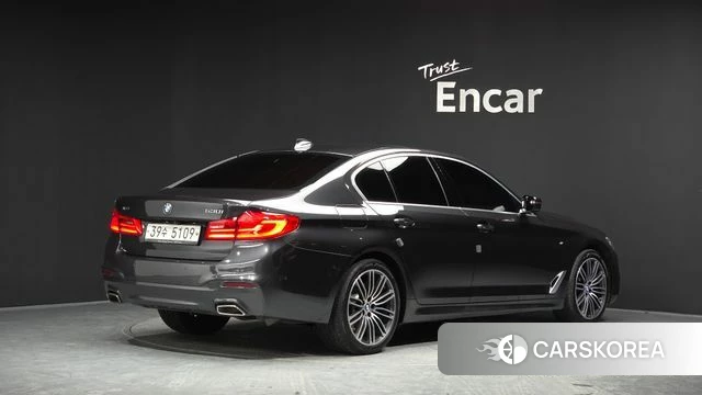 BMW 5 Series (G30) 2018 Серый из Кореи
