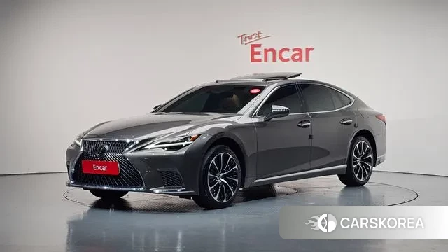 Lexus LS500h 5th generation 2022 Серый из Кореи
