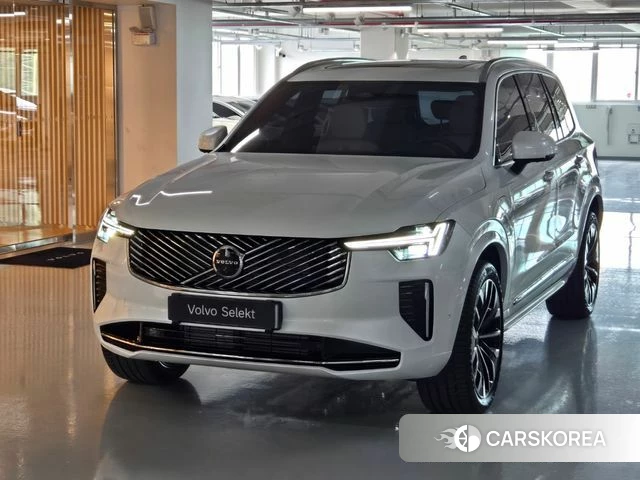 Volvo XC90 second Generation 2026 Белый из Кореи