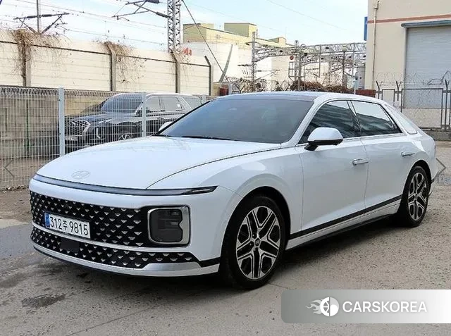 Hyundai Grandeur Hybrid (GN7) 2023 Белый из Кореи