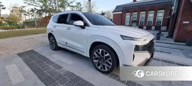 Hyundai The New Santa Fe 2023 Белый из Кореи