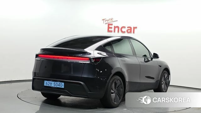 Tesla Model Y 2025 Серый из Кореи