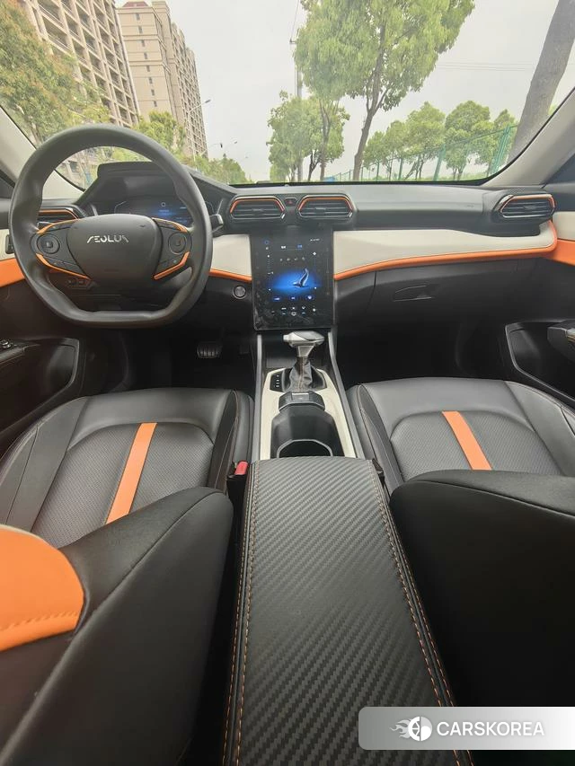Dongfeng Fengshen Yi Hyun 2023 Белый из Китая