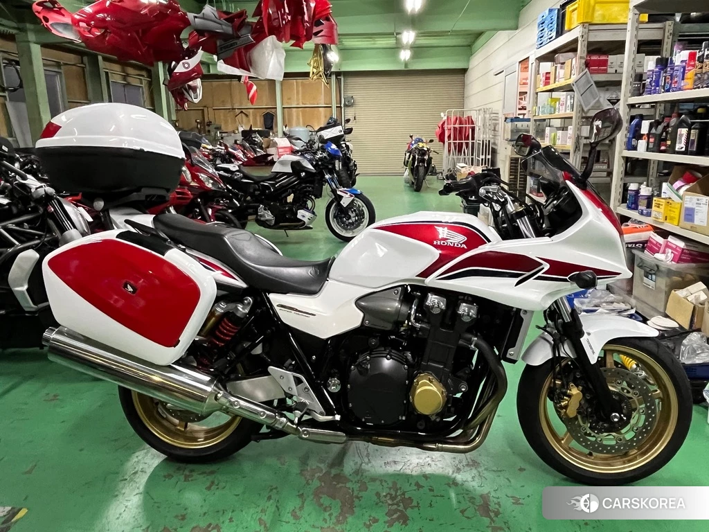 Проданный Honda CB1300ST 2012 из Японии