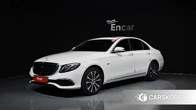 Mercedes-Benz E-Class W213 2020 Белый из Кореи