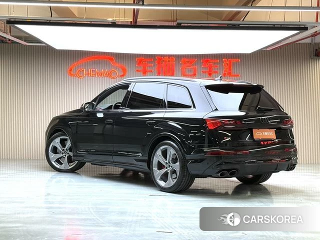 Audi SQ7 2025 Черный из Китая