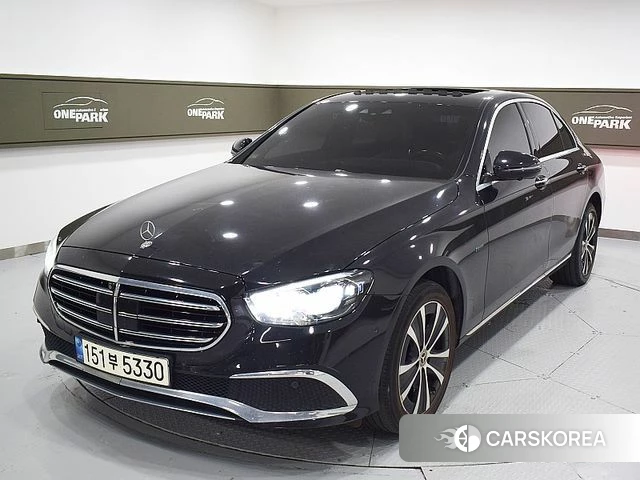 Mercedes-Benz E-Class W213 2021 Черный из Кореи