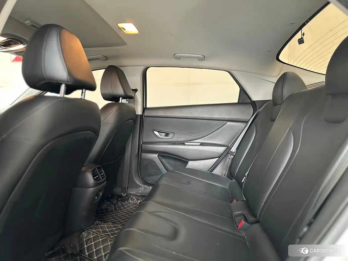 Hyundai Elantra 2022 Белый из Китая