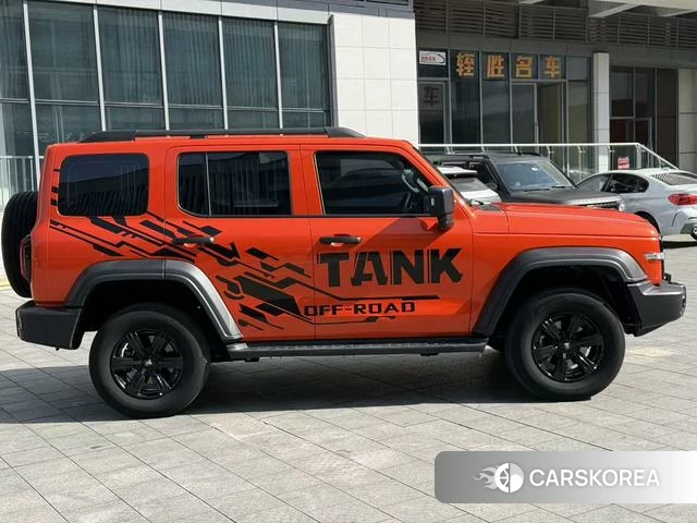 Tank 300 2022 Оранжевый из Китая