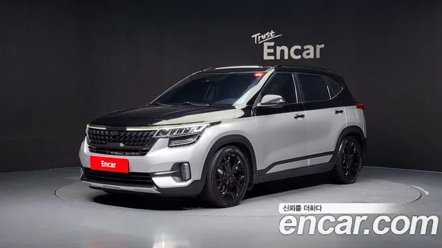 Kia Seltos 2019 Серебристо-серый из Кореи