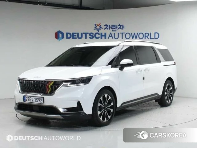 Kia Carnival 4th generation 2022 Белый из Кореи