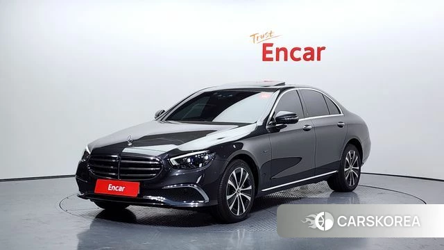 Mercedes-Benz E-Class W213 2021 Серый из Кореи