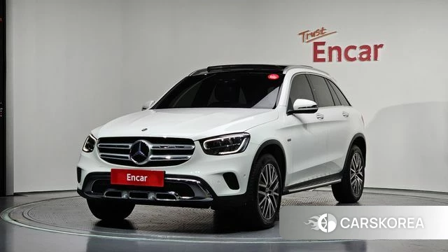 Mercedes-Benz GLC-Class X253 2021 Белый из Кореи