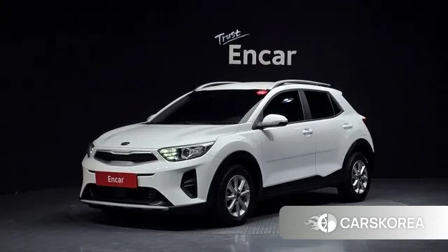 Kia Stonic 2019 Белый из Кореи
