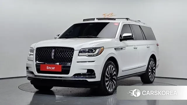 Lincoln Navigator 4th generation 2023 Белый из Кореи