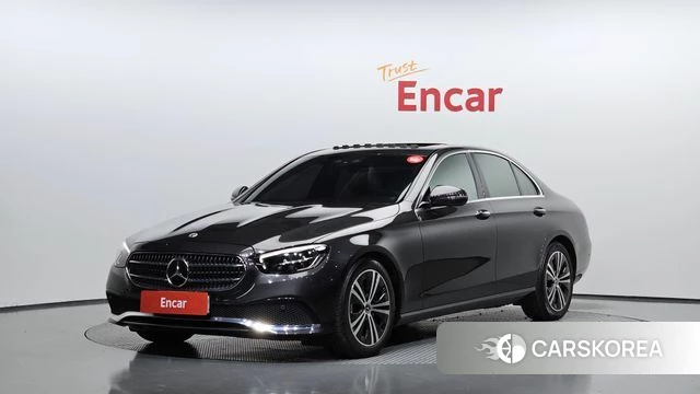 Mercedes-Benz E-Class W213 2021 Серый из Кореи