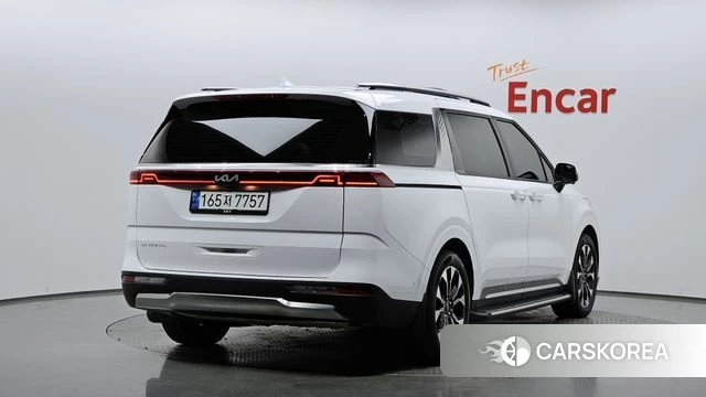 Kia Carnival 4th generation 2023 Белый из Кореи