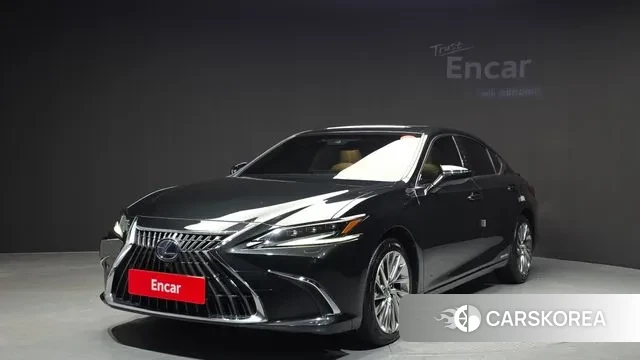 Lexus ES300h 7th generation 2022 Серый из Кореи