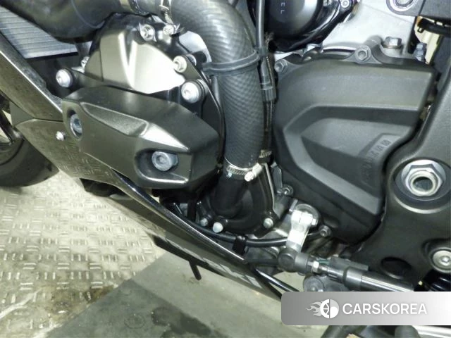 Engine photo