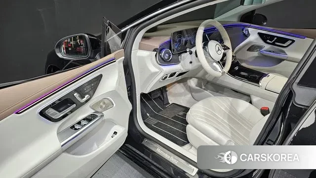 Mercedes-Benz EQE V295 2023 Черный из Кореи