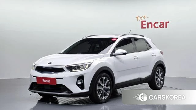 Kia Stonic 2018 Белый из Кореи