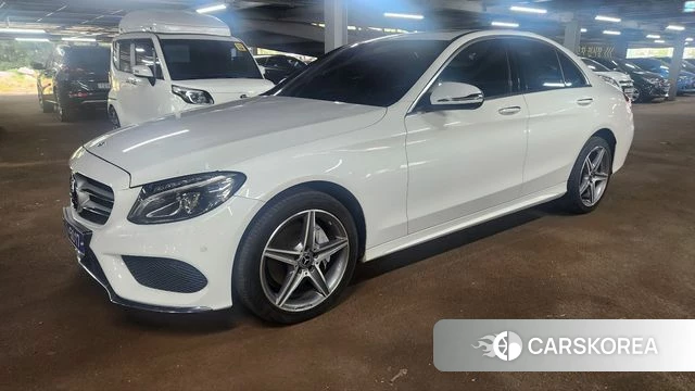 Mercedes-Benz C-Class W205 2018 Белый из Кореи