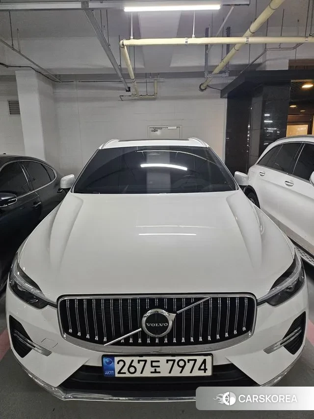 Volvo XC60 second Generation 2022 Белый из Кореи